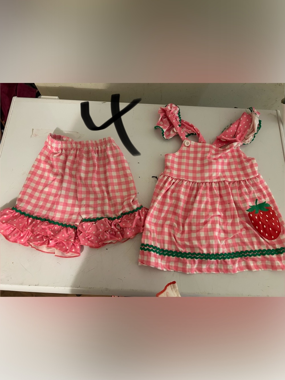 Girls boutique sets two sets like new